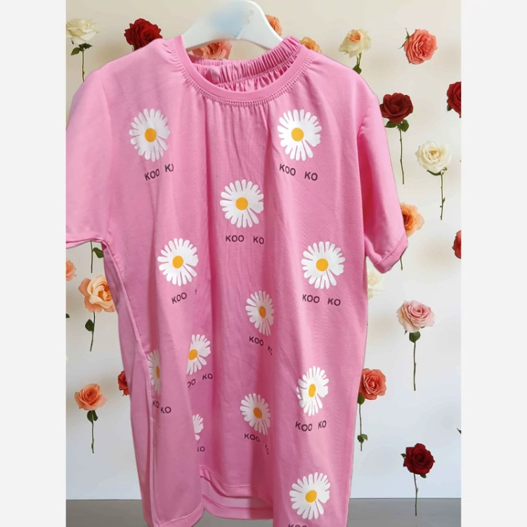 تیشرت شلوارک طرح بابونه جنس اسپان